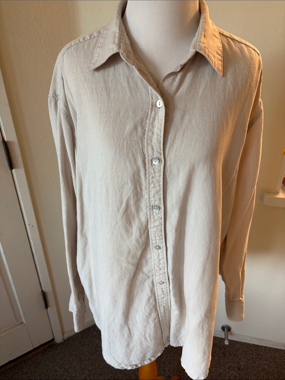 NIA linen Light Beige Button-Up Shirt